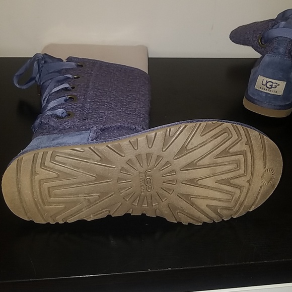 Ugg Lace Up Heirloom Boots Sz 6 - Picture 3 of 4